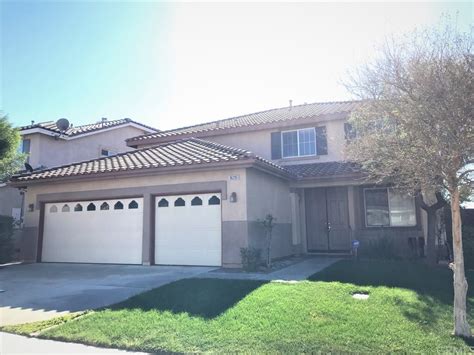 15151 Holiday Dr. . Houses for rent in fontana ca under 2000